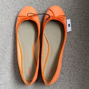 NWT Gap light orange leather ballet flats